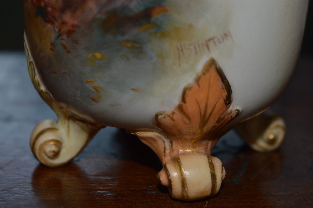 Worcester Vase, Highland cattle by (Harry Stinton) View III