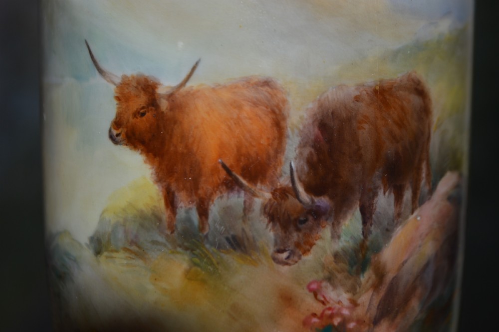Worcester Vase, Highland cattle by (Harry Stinton) View V