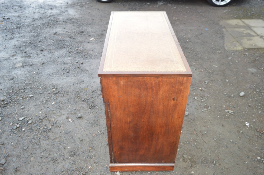 A small Regency mahogany writing desk View IV