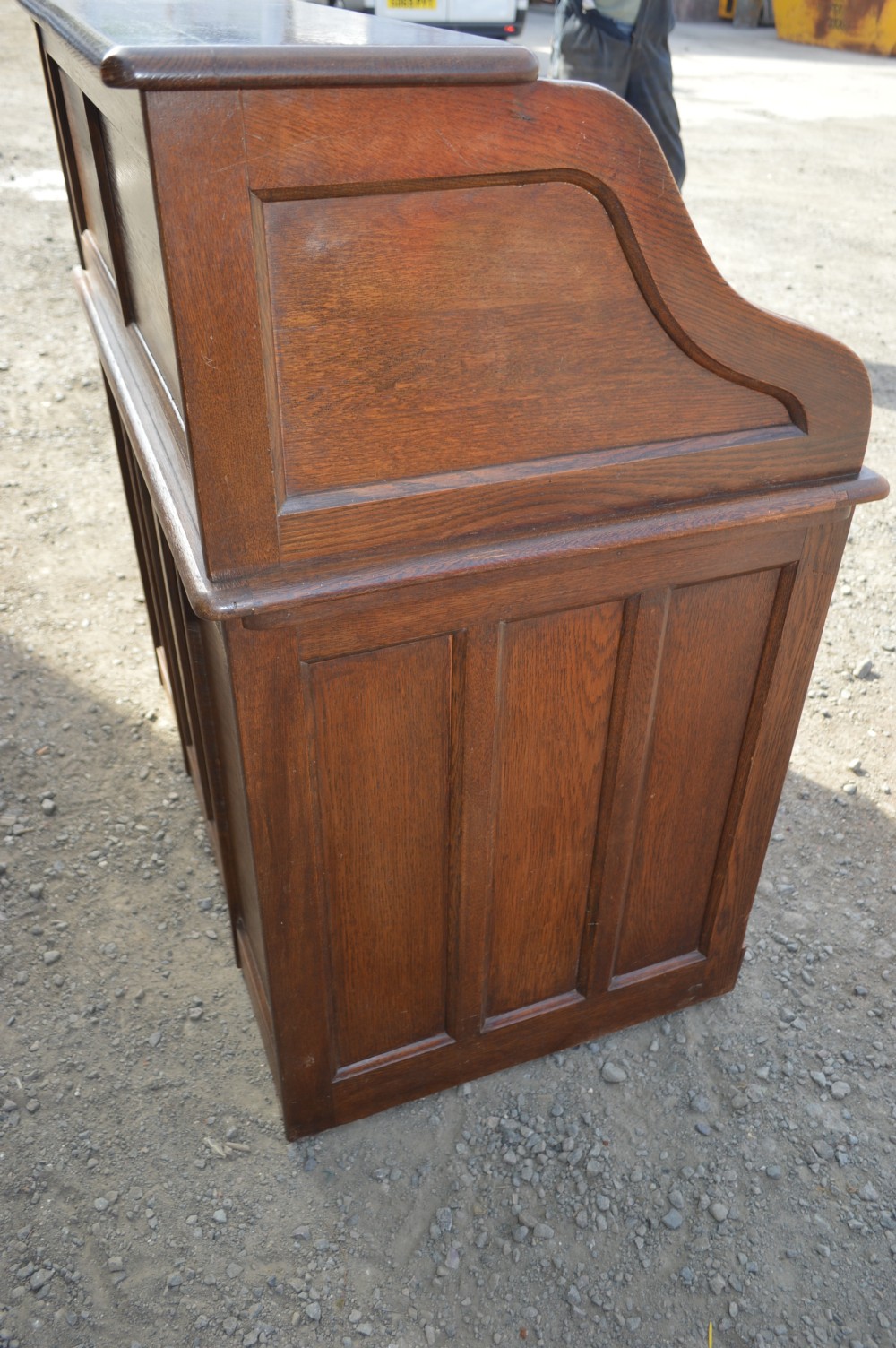 Waring & Gillows 1920s Oak roll top desk View IV