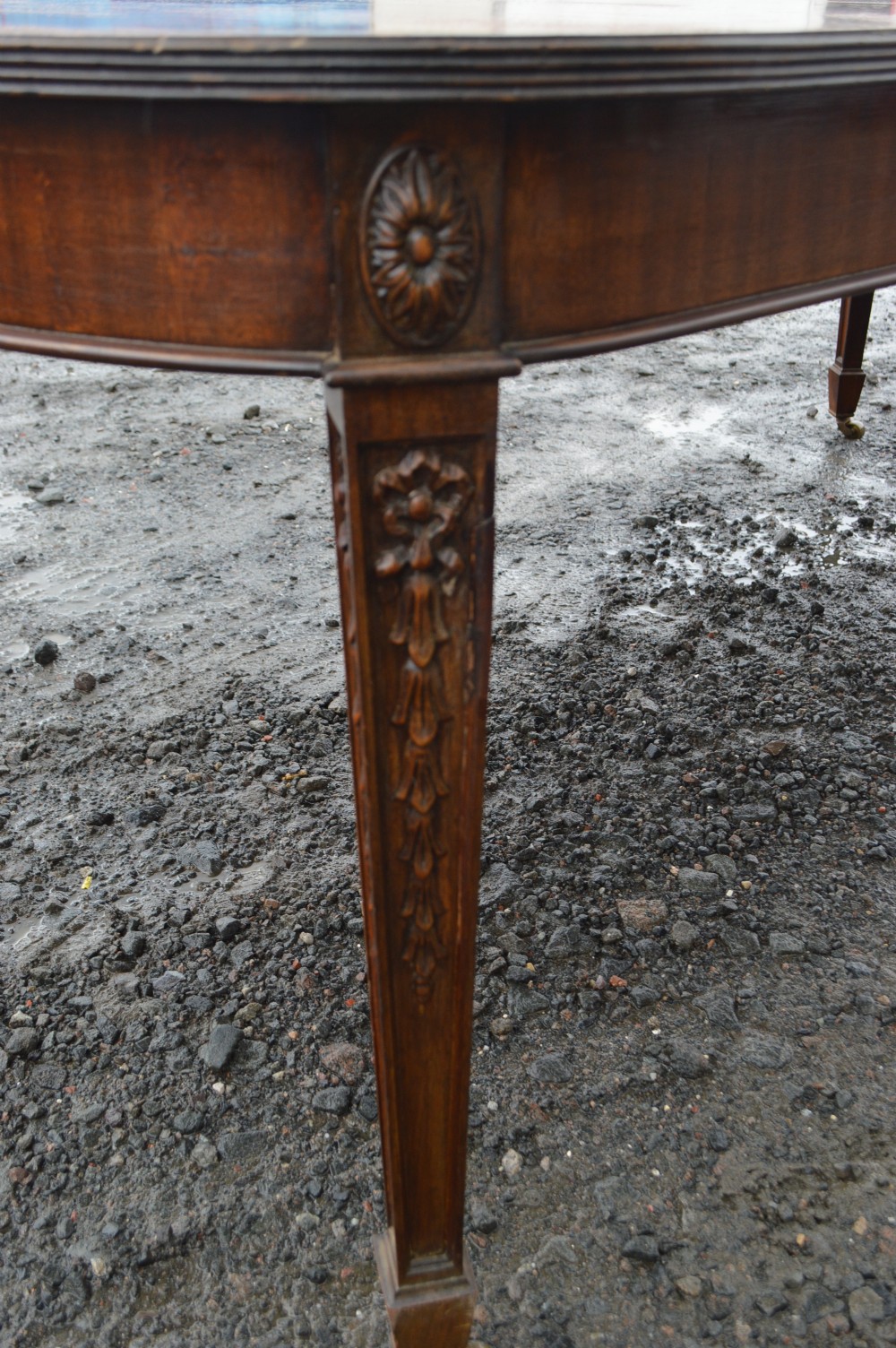 A Edwardian Robert Adam revival extending dining table View II