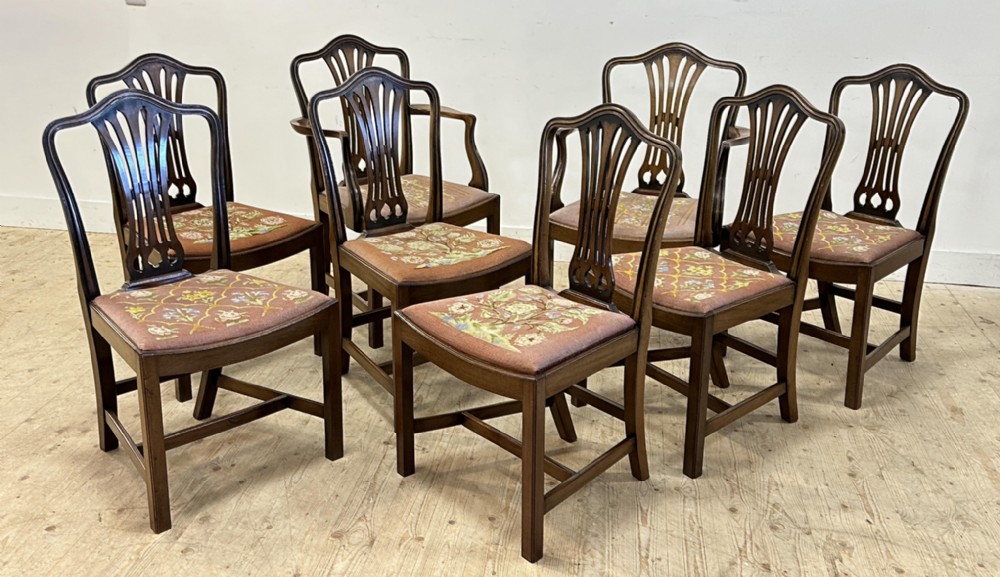 Quality set of eight Edwardian mahogany dining chairs