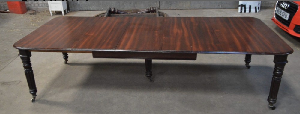 Gillows type mahogany extending dining table