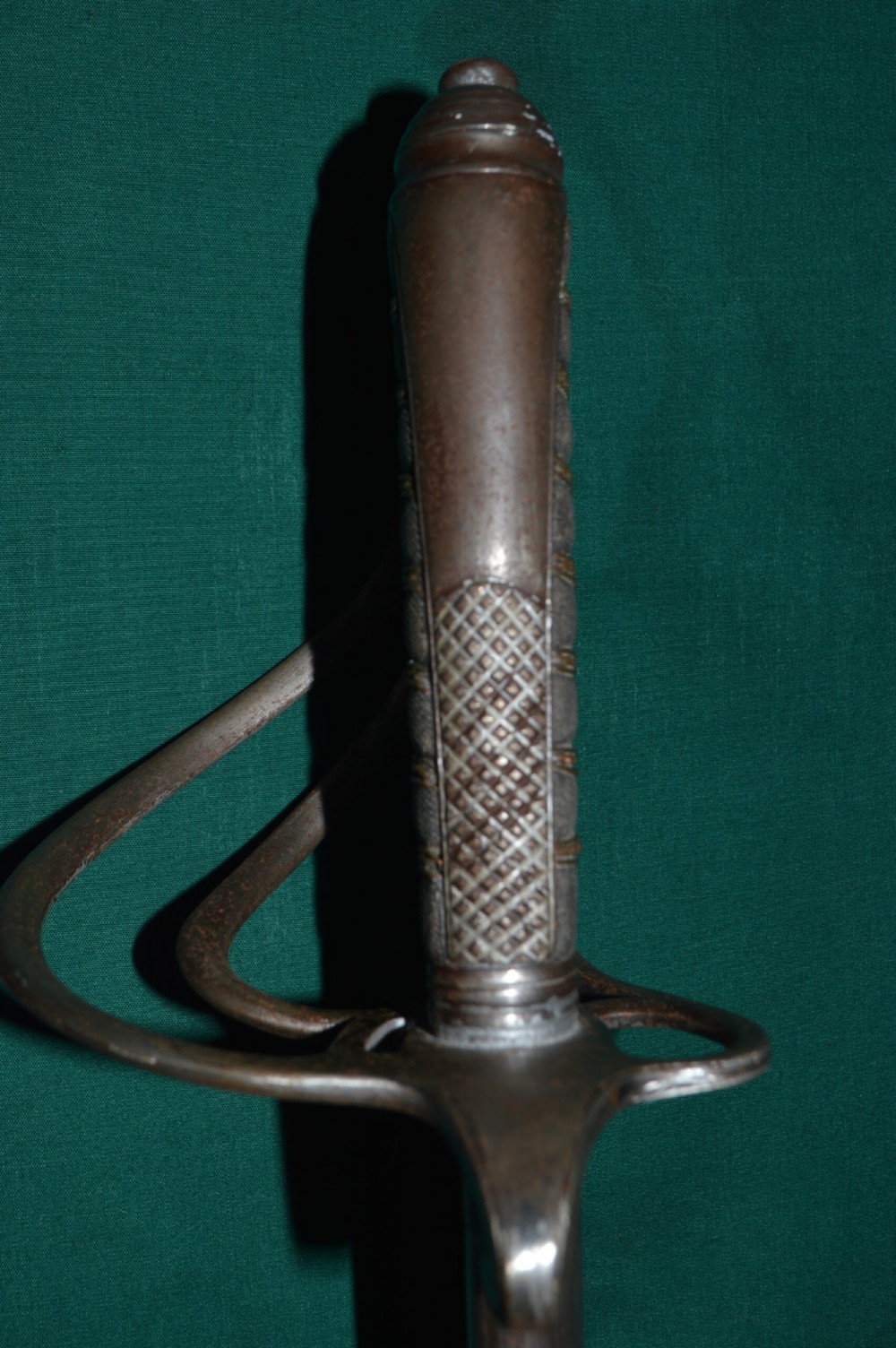 Rare 19th century Scottish basket-hilt artillery officers sword View III