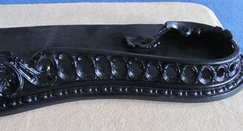 EARLY VICTORIAN CAST IRON SERPENTINE FENDER - ADDITIONAL PHOTO 2