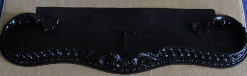 EARLY VICTORIAN CAST IRON SERPENTINE FENDER - ADDITIONAL PHOTO 6