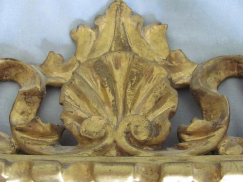 19TH CENTURY CARVED GILT WOOD FLORENTINE FRAMED OVAL WALL MIRROR - ADDITIONAL PHOTO 4