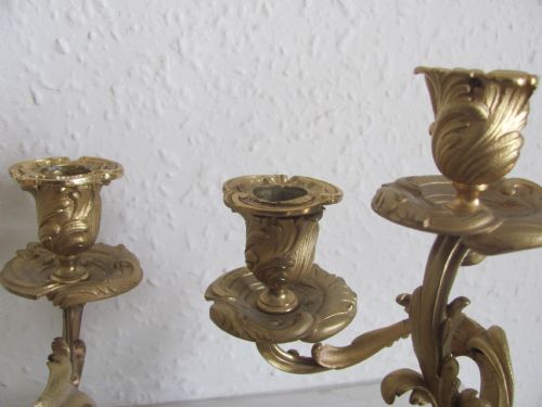 PAIR OF 19TH CENTURY FRENCH ORMOLU CANDELABRA - ADDITIONAL PHOTO 7