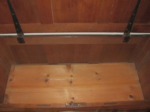 GEORGIAN OAK MULE CHEST - ADDITIONAL PHOTO 5