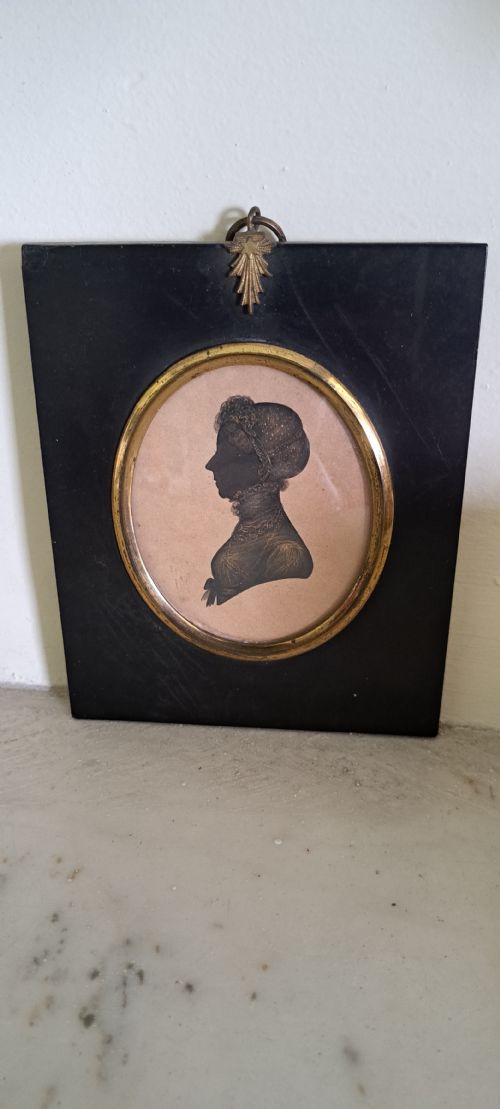 19th century silhouette of elizabeth duchess of buccleuch - CATEGORY: ANTIQUE MISCELLANEOUS - DATED 19TH CENTURY