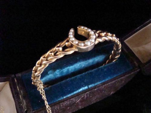victorian 15ct yellow gold seed pearl horseshoe bangle 152g in original fitted case - CATEGORY: ANTIQUE JEWELLERY - DATED VICTORIAN