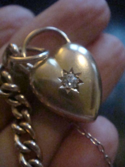 EDWARDIAN 9CT ROSE LARGE CURB LINK BRACELET WITH 15CT DIAMOND PUFF HEART PADLOCK - ADDITIONAL PHOTO 4