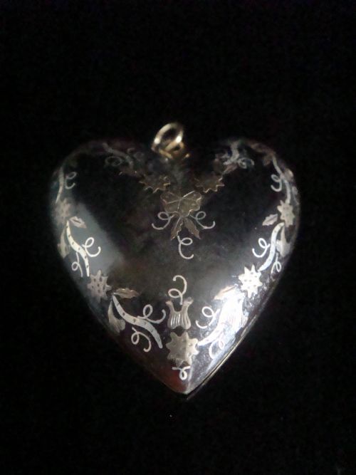 original very large victorian 9ct yellow gold pique inlaid heart pendant - CATEGORY: ANTIQUE JEWELLERY - DATED VICTORIAN