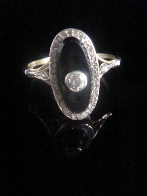 french edwardian 18ct platinum onyx and rose cut diamond oval ring - CATEGORY: ANTIQUE JEWELLERY - DATED EDWARDIAN