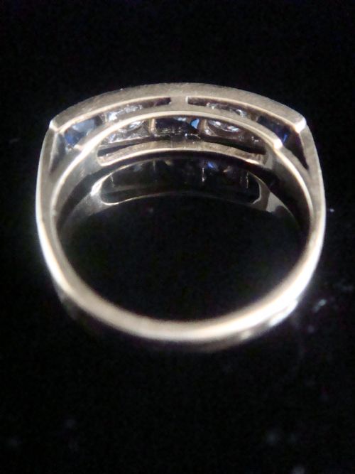 ART DECO 18CT PLATINUM SAPPHIRE AND DIAMOND 060CT 5 STONE BAND LARGE - ADDITIONAL PHOTO 1