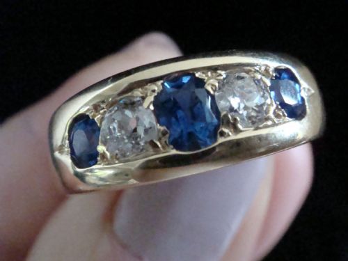 VICTORIAN 18CT YELLOW GOLD NATURAL SAPPHIRE OLD CUT DIAMOND 5 STONE GYPSY RING - ADDITIONAL PHOTO 3