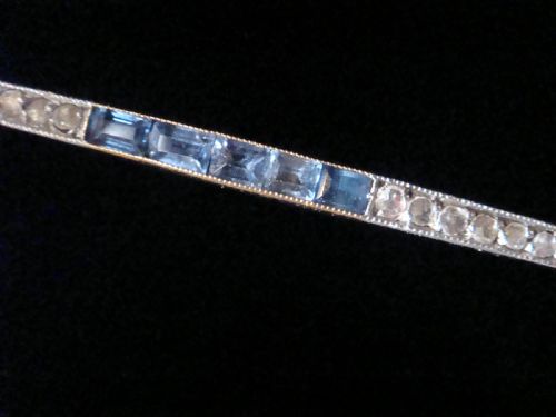edwardian french 18ct yellow gold platinum calibre cut sapphire diamond brooch - CATEGORY: ANTIQUE JEWELLERY - DATED EDWARDIAN