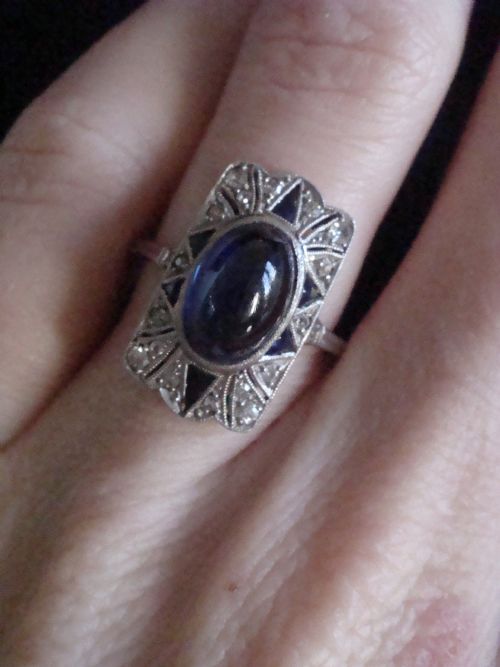 FRENCH ART DECO PLATINUM CABOCHON SAPPHIRE AND OLD CUT DIAMOND PAVE SET RING - ADDITIONAL PHOTO 3