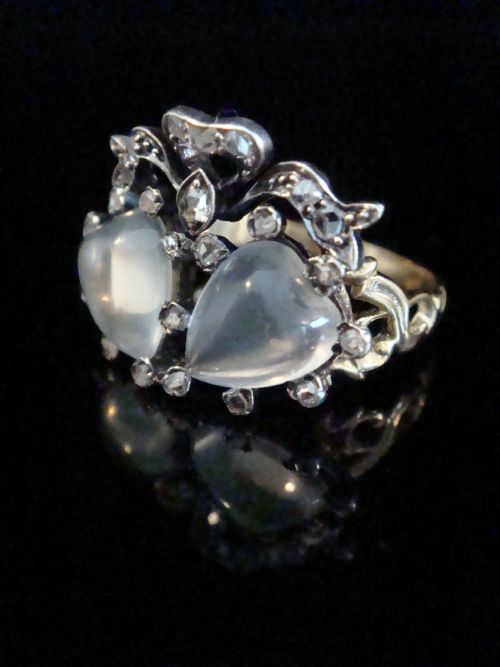 VICTORIAN 18CT SILVER DOUBLE MOONSTONE SWEETHEART BOW OLD CUT DIAMOND RING - ADDITIONAL PHOTO 1