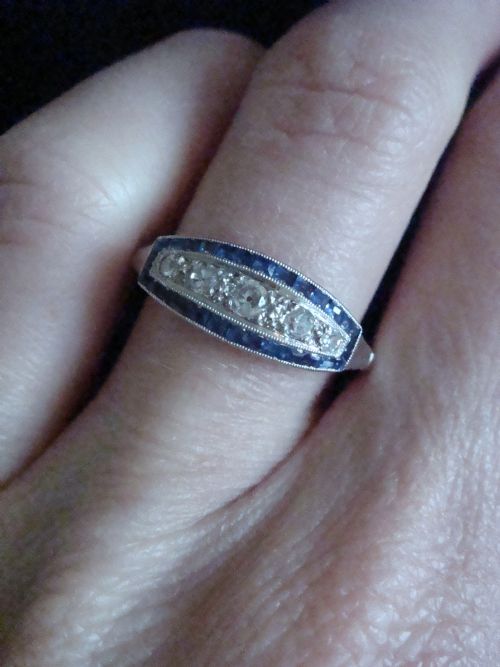 FRENCH ART DECO PLATINUM SAPPHIRE AND OLD CUT DIAMOND PAVE 5 STONE RING - ADDITIONAL PHOTO 4