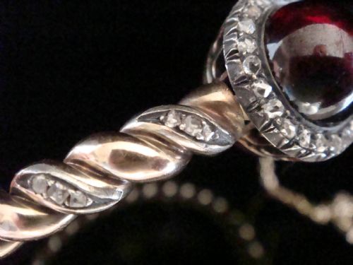 RARE EDWARDIAN FRENCH 18CT LARGE CABOCHON GARNET ROSE CUT DIAMOND BANGLE 20G - ADDITIONAL PHOTO 2