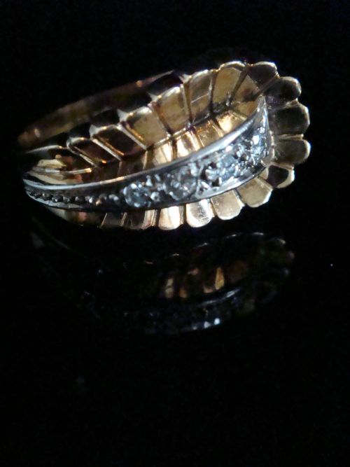 retro 1950s french tank 18ct scalloped platinum diamond set cocktail ring - CATEGORY: ANTIQUE JEWELLERY - DATED 1950