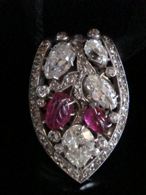EDWARDIAN FRENCH PLATINUM CARVED RUBY OLD CUT DIAMOND 320CT CLIP BROOCH PENDANT - ADDITIONAL PHOTO 3