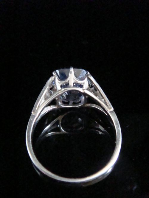 FINE EDWARDIAN 18CT WHITE GOLD PLATINUM NATURAL CUSHION CUT CEYLON SAPPHIRE DIAMOND RING - ADDITIONAL PHOTO 3