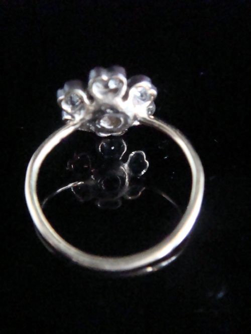 EDWARDIAN 18CT YELLOW GOLD RUBY OLD CUT DIAMOND FLOWER CLUSTER RING - ADDITIONAL PHOTO 3
