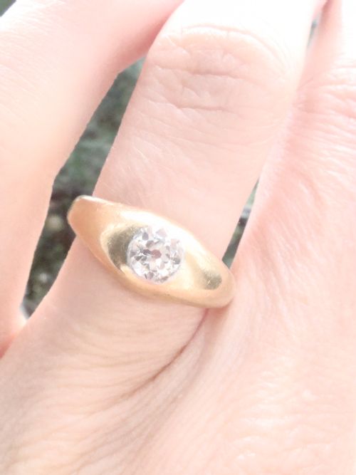 VICTORIAN 18CT YELLOW GOLD BAND OLD CUT DIAMOND SINGLE STONE 050CT GYPSY BAND - ADDITIONAL PHOTO 5