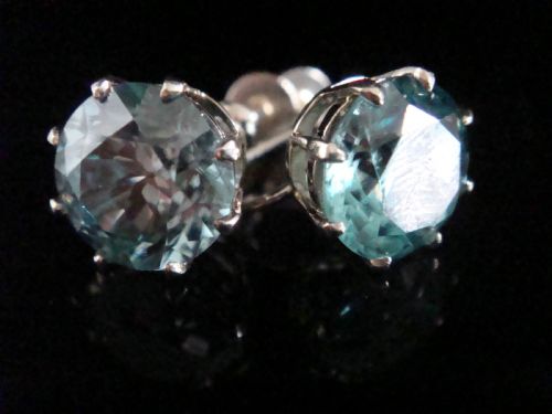 edwardian 9ct white gold natural blue zircon solitaire screw earrings - CATEGORY: ANTIQUE JEWELLERY - DATED EDWARDIAN