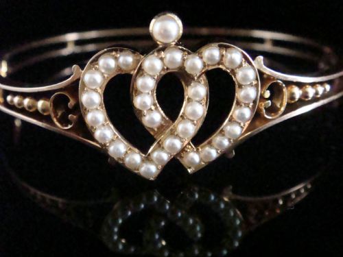 VICTORIAN EDWARDIAN 9CT PRISTINE DOUBLE HEART SEED PEARL BANGLE 135G - ADDITIONAL PHOTO 1