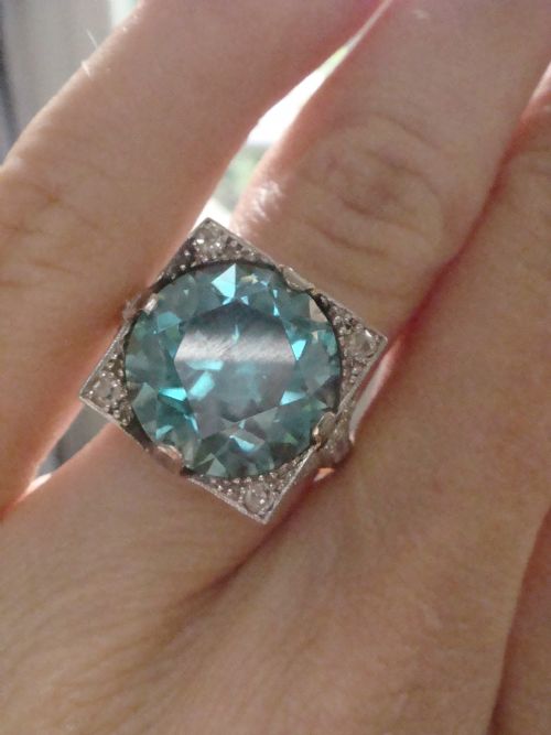 ART DECO PLATINUM SUBSTANTIAL NATURAL BLUE ZIRCON 9CT DIAMOND 085CT RING - ADDITIONAL PHOTO 4