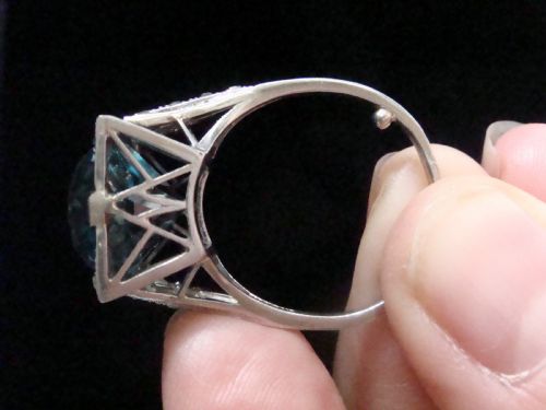 ART DECO PLATINUM SUBSTANTIAL NATURAL BLUE ZIRCON 9CT DIAMOND 085CT RING - ADDITIONAL PHOTO 6