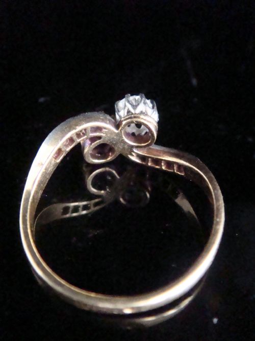 FRENCH EDWARDIAN 18CT YELLOW GOLD SAPPHIRE OLD CUT DIAMOND TOI ET MOI RING - ADDITIONAL PHOTO 5