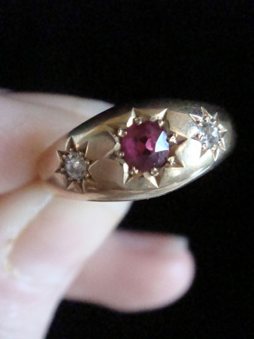 VICTORIAN 18CT YELLOW GOLD RUBY DIAMOND STAR OLD CUT DIAMOND GYPSY BAND - ADDITIONAL PHOTO 3
