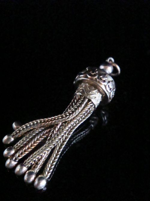original victorian 15ct yellow gold tassel pendant 35g - CATEGORY: ANTIQUE JEWELLERY - DATED VICTORIAN