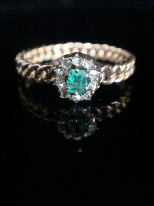 victorian 18ct yellow gold old rose mine cut diamond and emerald cluster ring - CATEGORY: ANTIQUE JEWELLERY - DATED VICTORIAN