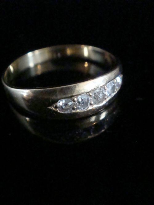 EDWARDIAN 18CT YELLOW GOLD OLD CUT DIAMOND 030CT GYPSY SETTING 5 STONE RING - ADDITIONAL PHOTO 1