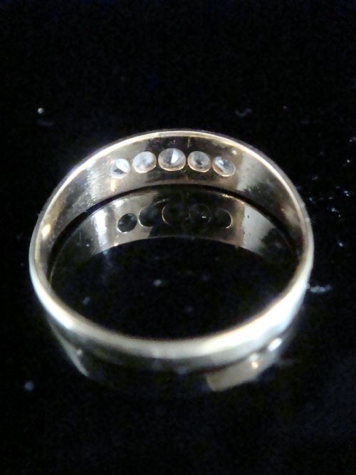 EDWARDIAN 18CT YELLOW GOLD OLD CUT DIAMOND 030CT GYPSY SETTING 5 STONE RING - ADDITIONAL PHOTO 2