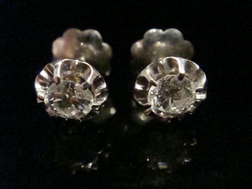 edwardian french 18ct diamond stud earrings 070ct in white gold - CATEGORY: ANTIQUE JEWELLERY - DATED EDWARDIAN