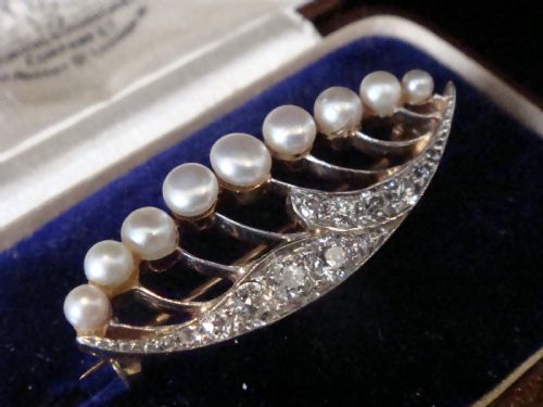 edwardian 18ct platinum natural pearl diamond brooch in original fitted box - CATEGORY: ANTIQUE JEWELLERY - DATED EDWARDIAN