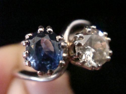 EDWARDIAN 18CT WG SAPPHIRE OLD TRANSITIONAL CUT DIAMOND 085CT TOI ET MOI RING - ADDITIONAL PHOTO 3