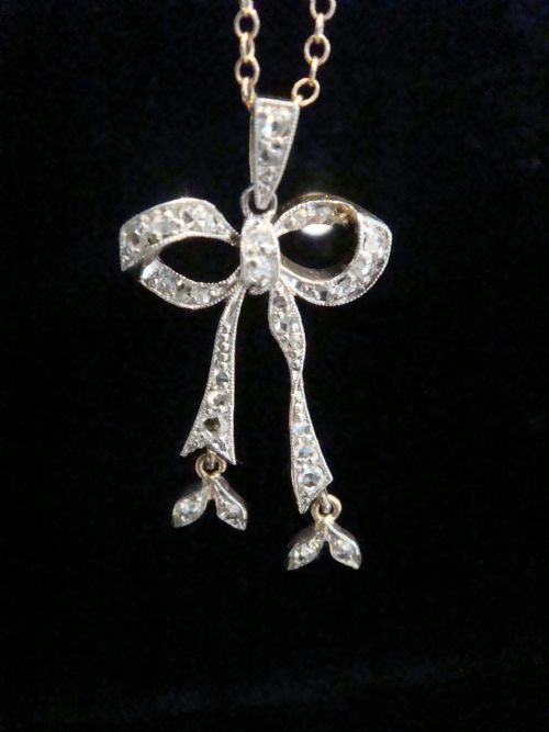 ORIGINAL EDWARDIAN 18CT PLATINUM DIAMOND NATURAL BOW NECKLACE - ADDITIONAL PHOTO 1