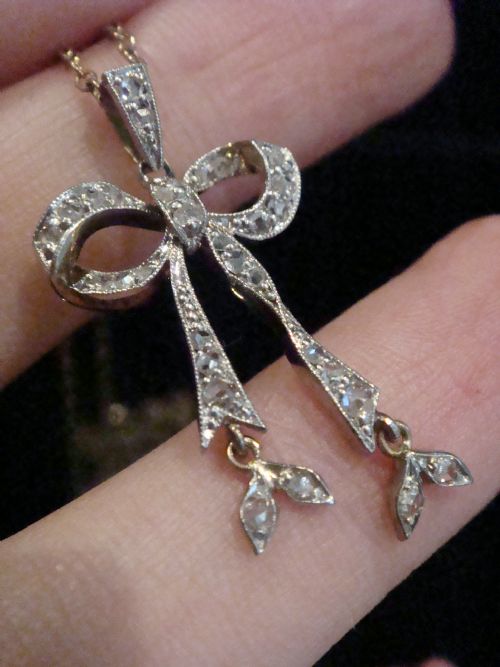 ORIGINAL EDWARDIAN 18CT PLATINUM DIAMOND NATURAL BOW NECKLACE - ADDITIONAL PHOTO 3