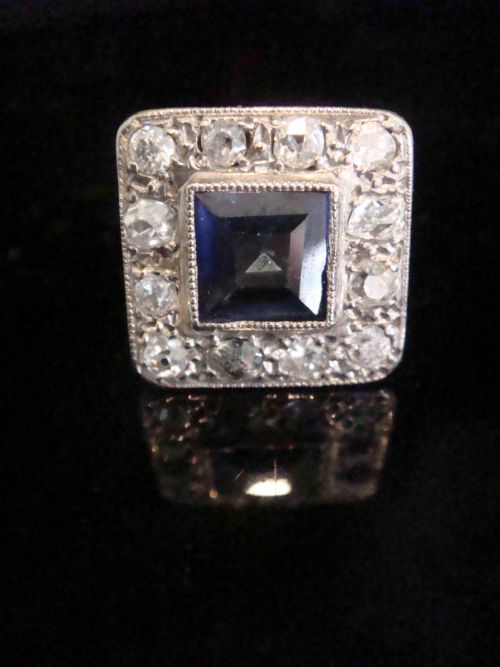 EDWARDIAN PLATINUM 18CT SYNTHETIC SAPPHIRE OLD CUT DIAMOND 060CT CLUSTER RING - ADDITIONAL PHOTO 2