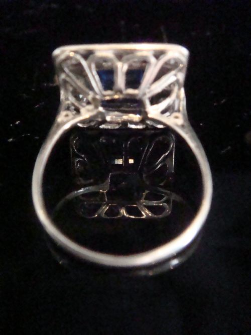 EDWARDIAN PLATINUM 18CT SYNTHETIC SAPPHIRE OLD CUT DIAMOND 060CT CLUSTER RING - ADDITIONAL PHOTO 4