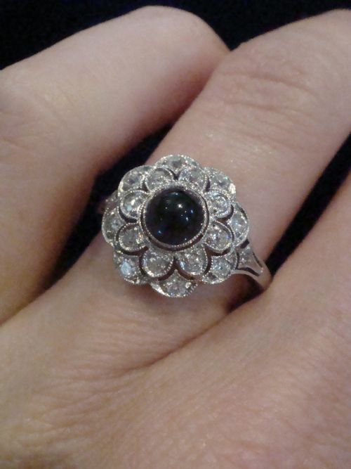 ART DECO 18CT WHITE GOLD CABOCHON SAPPHIRE OLD CUT DIAMOND CLUSTER RING - ADDITIONAL PHOTO 2
