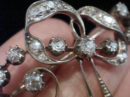 EDWARDIAN 18CT SILVER OLD CUT DIAMOND 150CT NATURAL SAPPHIRE BOW BROOCH - ADDITIONAL PHOTO 4