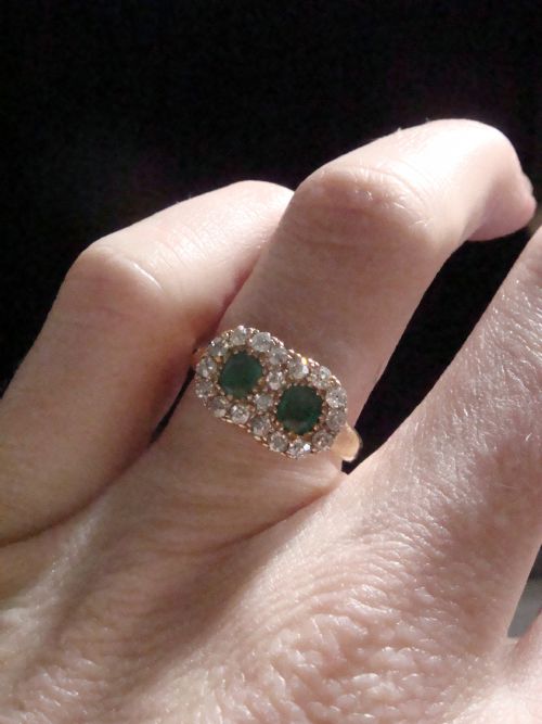 EDWARDIAN 18CT YELLOW GOLD EMERALD DIAMOND DOUBLE TOI ET MOI CLUSTER RING - ADDITIONAL PHOTO 2